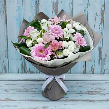 Букет цветов из:  Герберы, Альстромерии и Хризантемы в Каменногорске