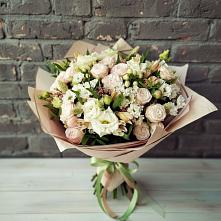 Букет цветов из:  Альстромерии, Розы и Хризантемы в Каменногорске