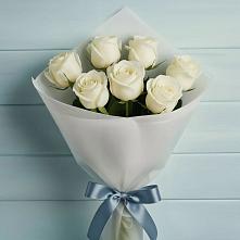 Букет 7 Белых роз Эдлесс Лав в Каменногорске