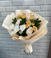 Букет цветов из:  Розы и Хризантемы в Каменногорске
