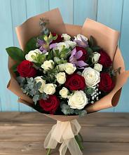 Букет цветов из:  Розы и Альстромерии #REPLACE_PRED# Каменногорске
