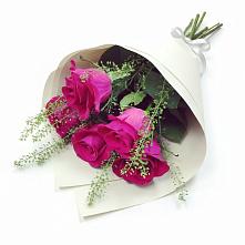 Букет цветов из:  Розы в Каменногорске