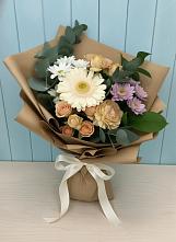 Букет цветов из:  Герберы и Хризантемы в Каменногорске