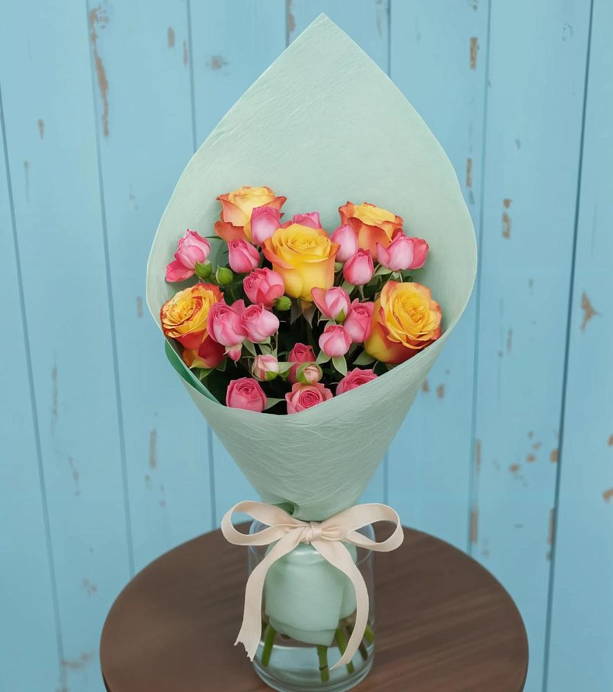 Букет цветов из: Розы в Каменногорске