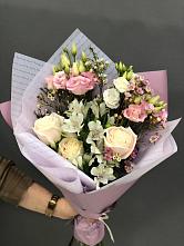 Букет цветов из:  Альстромерии, Розы и Лизиантусы #REPLACE_PRED# Каменногорске