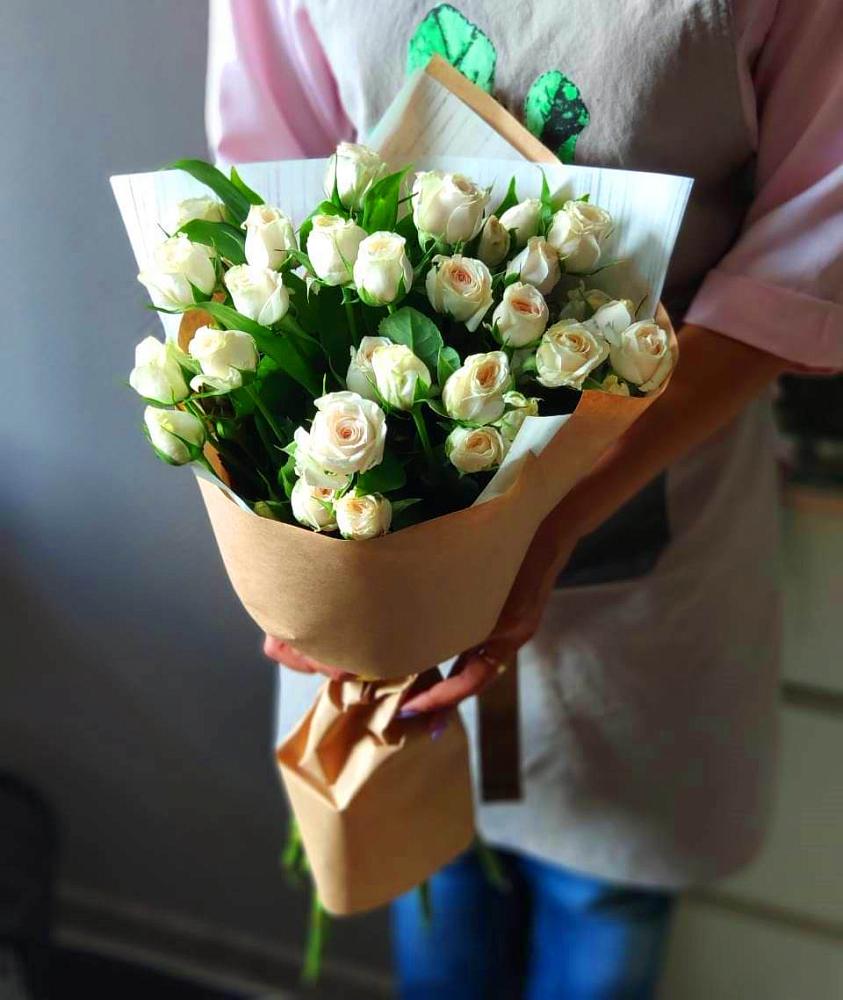 Букет цветов из: Розы в Каменногорске