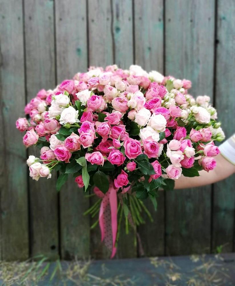 Букет Розовые кустовые розы Натали и Лав Лидия в Каменногорске