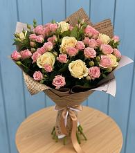 Букет цветов из:  Розы в Каменногорске