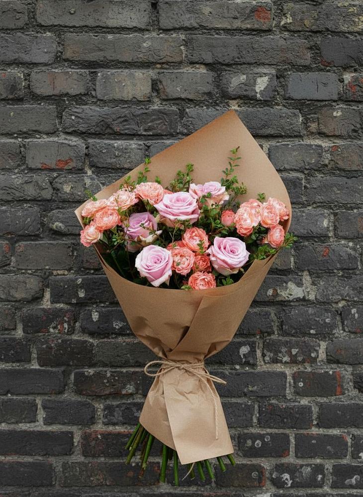 Букет цветов из: Розы в Каменногорске