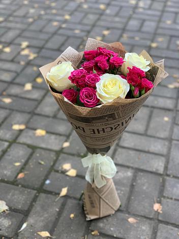 Букет цветов из: Розы в Каменногорске