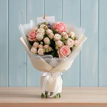 Букет цветов из:  Розы в Каменногорске