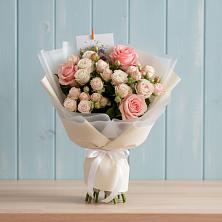 Букет цветов из:  Розы в Каменногорске