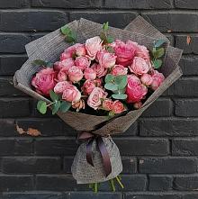 Букет цветов из:  Розы в Каменногорске